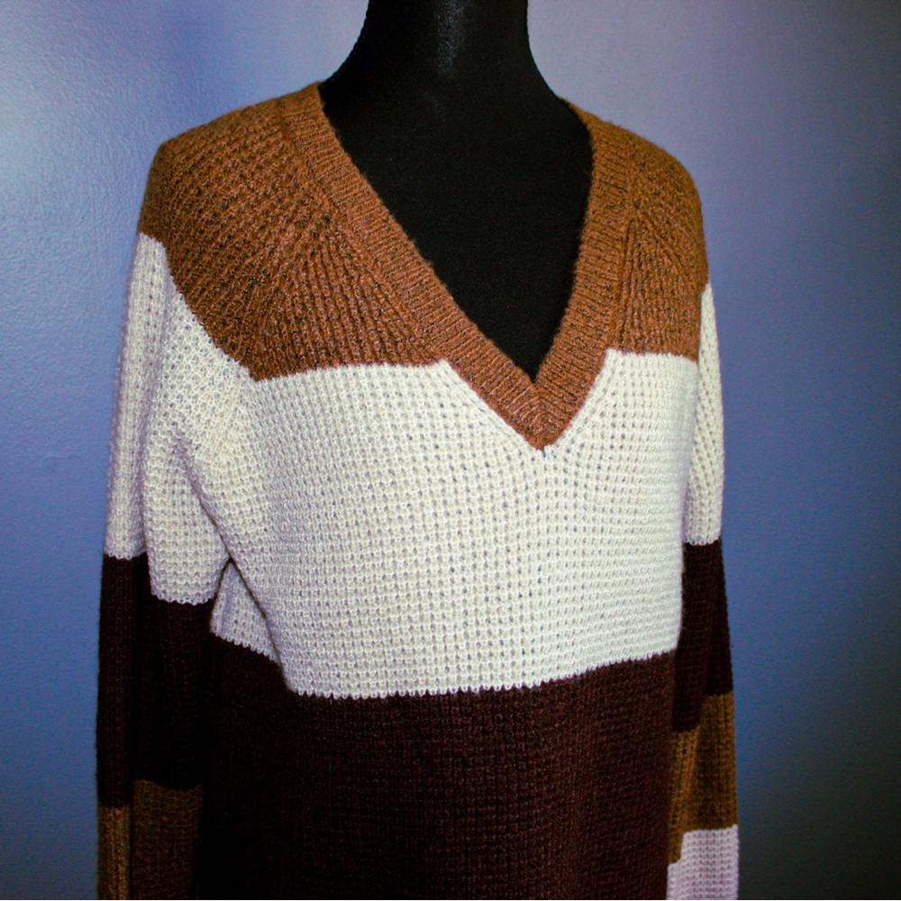 Natural Reflections V-Neck Sweater Brown Cream - Picture 3 of 6